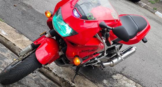 HONDA CBR 1000F 
